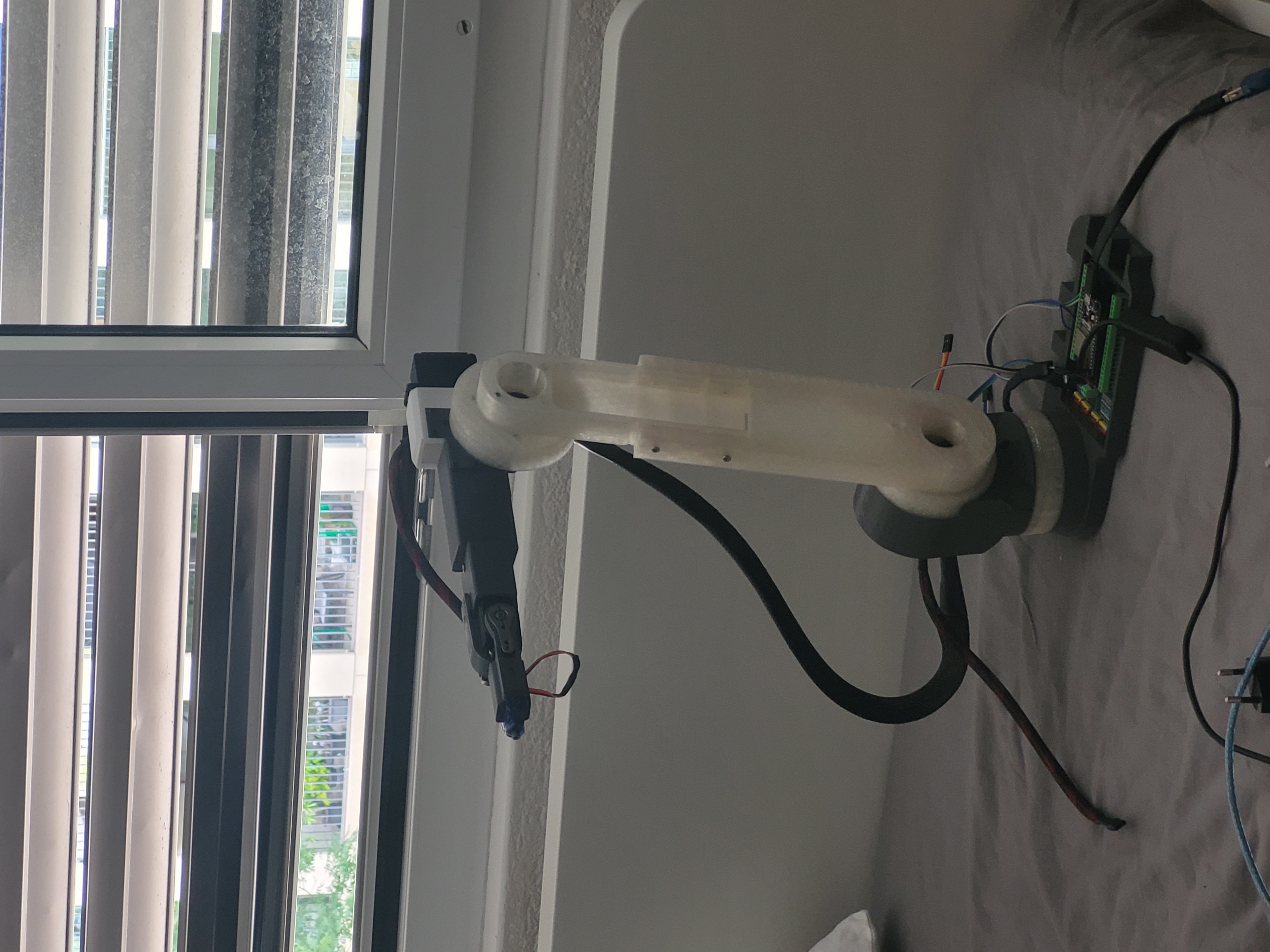 4-DoF 3D printed robotic arm thumbnail